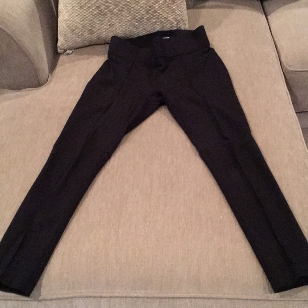 Tahari skinny crop legging